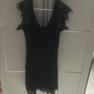 City Chic Black Off-Shoulder Lace Dress